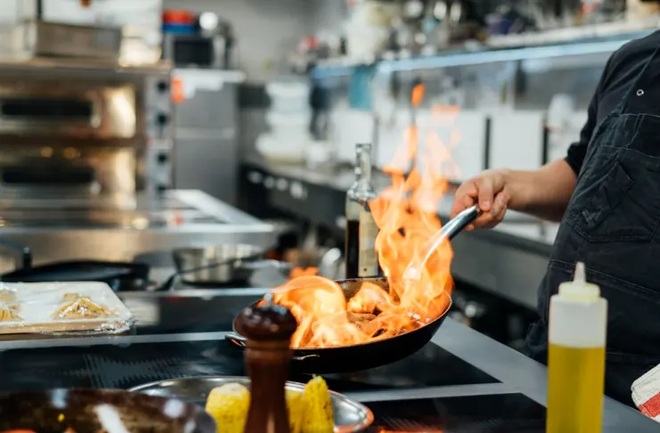 Learn more about various cloud kitchen formats.