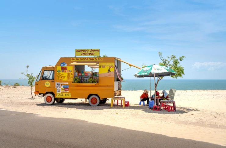 Location flexibility mobile food business offer