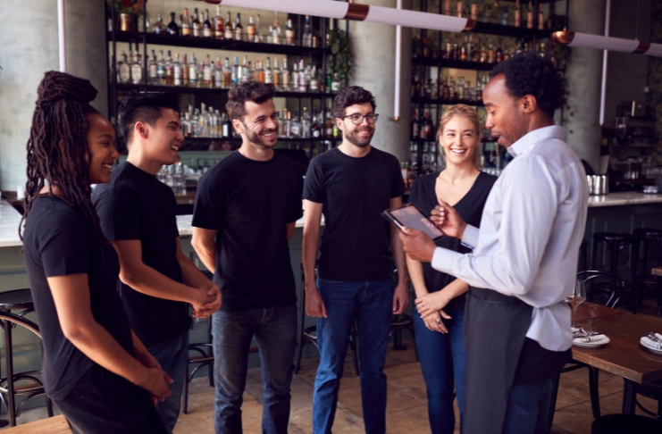 Training Your Team for Excellent customer service in restaurants