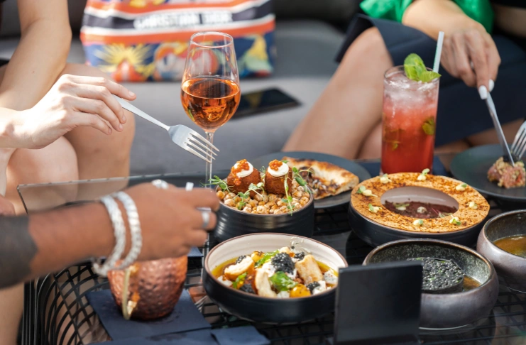 How to Open a Restaurant in London: Do market research