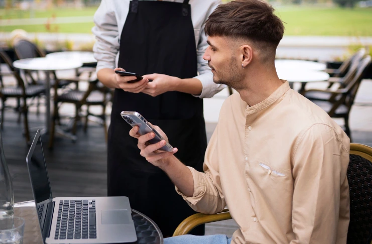 Technology Solutions for Modern Restaurant Scheduling