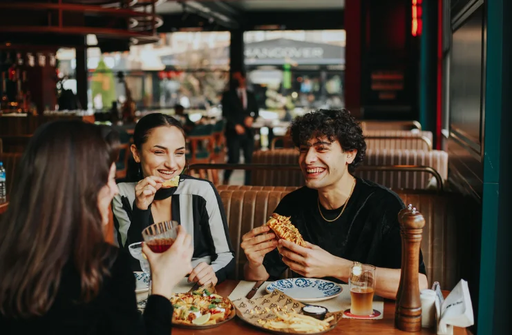 Pop-Up Restaurant Marketing: Creative Strategies to Drive Buzz & Bookings