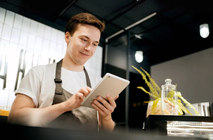 Restaurant Operations Manual: SOP Template & Staff Training Guide
