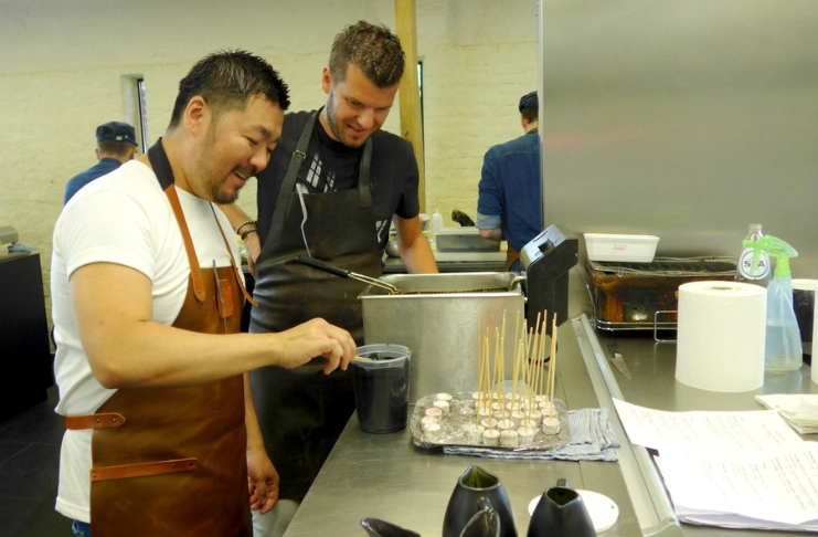 Yusuke Takada (La Cime Osaka, 2 Michelin stars) and Gert de Mangeleer (Hertog Jan, 3 Michelin stars)