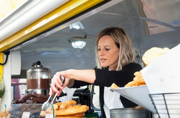 How to start a food truck business in Dubai: Challenges