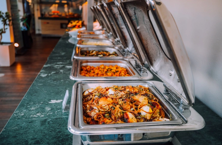 What Factors Affect Food Costs in UAE Restaurants?