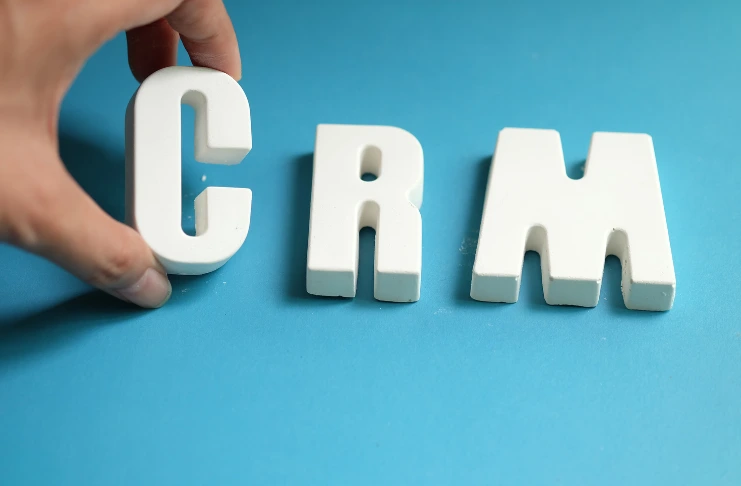 Customer Relationship Management: Smart Data Use