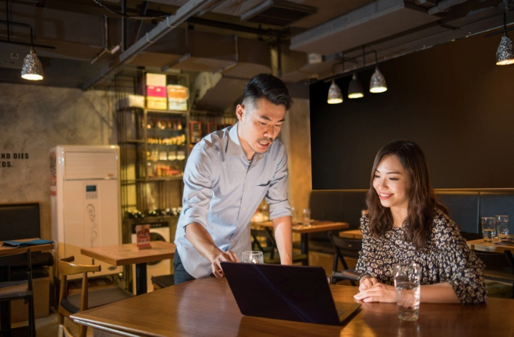 What Financial Management Strategies Track Multi-Brand Performance?