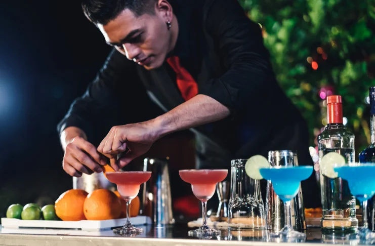 Commercial Bar Design Ideas: Stylish & Functional Concepts