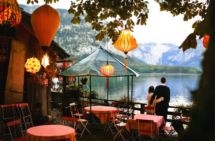 How to Choose Restaurant Location in Singapore