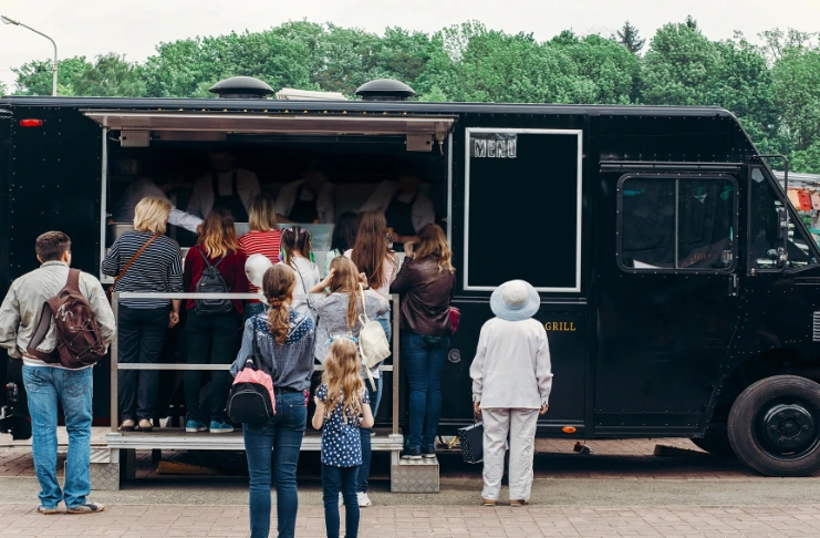 Location-Specific Design Strategies for food trucks