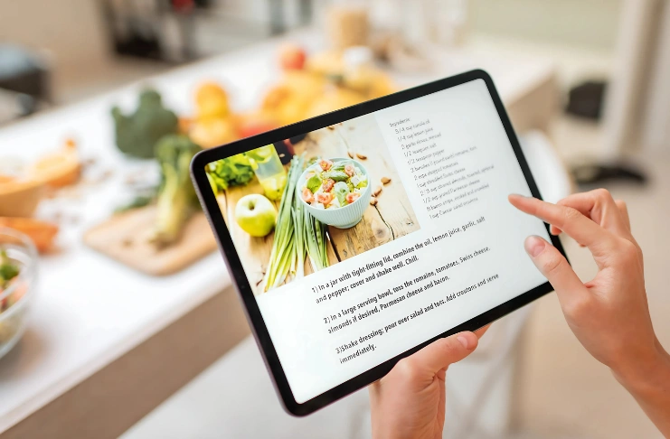 Restaurant social media mistake: Overusing Stock Photos Instead of Original Content