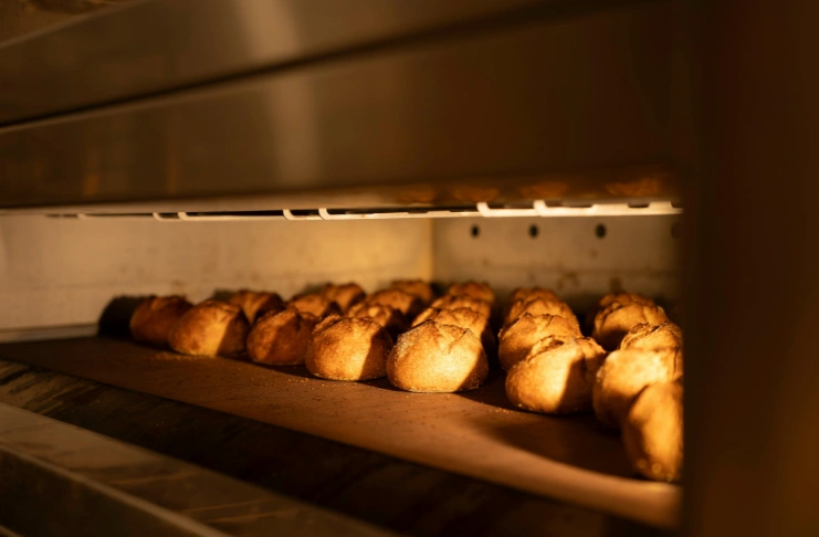 Tips for Reheating and Serving Fresh Baked Goods