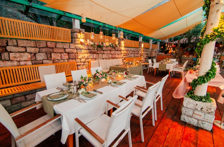 Understanding Singapore's Dining Landscape