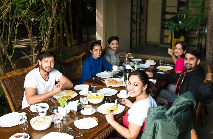 Casual Dining and Family-Friendly Venues