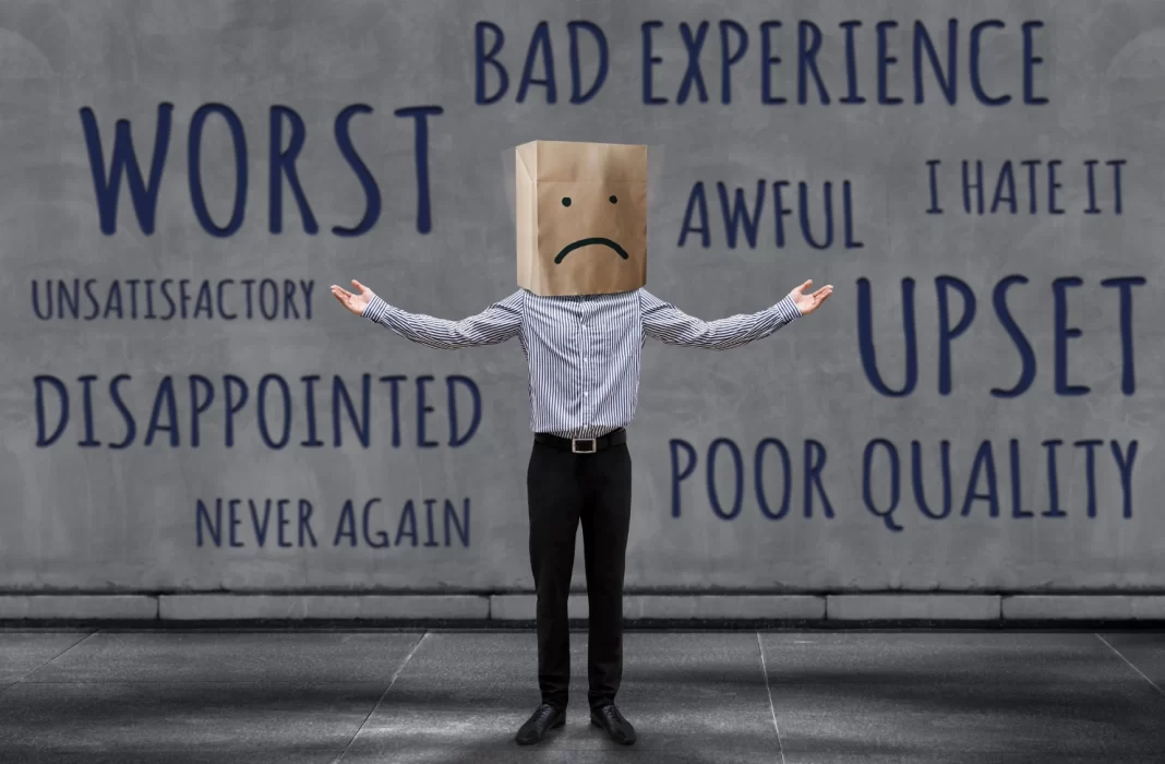 How to Respond to Negative Restaurant Reviews: Tips & Examples