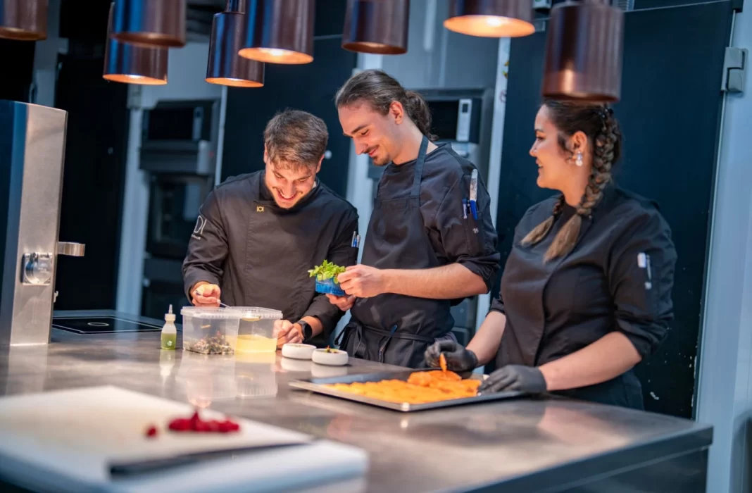 What Happens When Fine Dining Meets the Physics of a Theme Park? Eatrenalin.