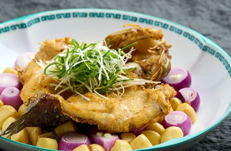 A Cantonese Kitchen at Yi Long Court