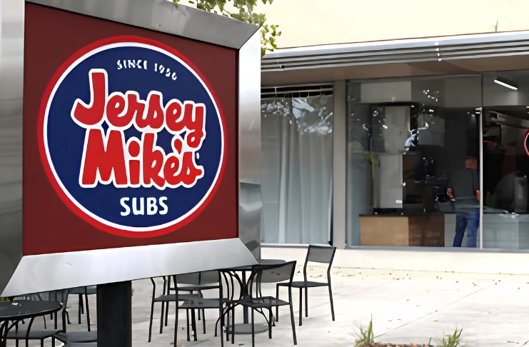 Jersey Mike's IPO Raises Nearly US$1 Billion in Landmark Listing